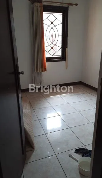 image RUMAH SIAP DIHUNI SEMI FURNISH DAERAH KOTA BARU PARAHYANGAN (2)