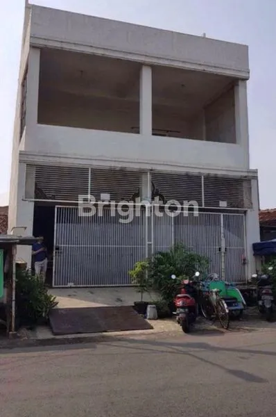 image JUAL RUMAH + USAHA KOST DEKAT KAMPUS TERNAMA UNAIR DI KALIDAMI SBY TIMUR  (1)
