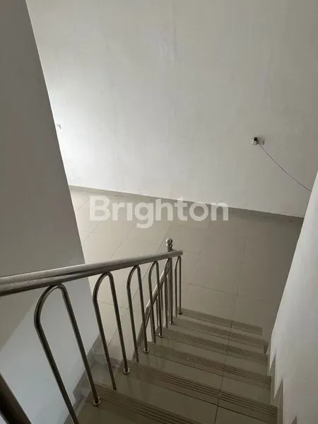 image DIJUAL RUMAH KEREN SIAP HUNI DI TENGAH KOTA (8)