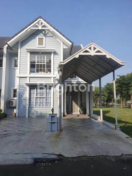 image DIJUAL RUMAH CANTIK DI PERUMAHAN SUVARNA SUTERA SARI  (1)