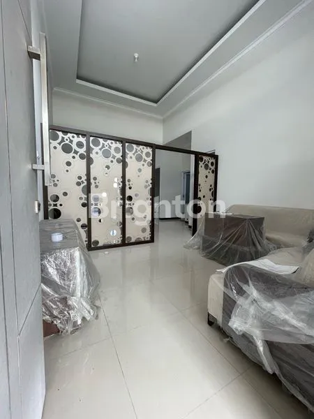 image RUMAH 1 LANTAI DI SDR.DEKAT DENGAN PAKUWON CITY (2)