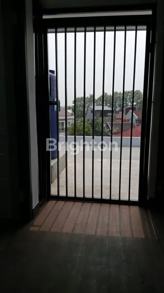image RUMAH BARU, DURI KOSAMBI, JAKARTA BARAT, UK. 6 X 15 M2, 2 LANTAI 1/4, HADAP UTARA, KONDISI BARU, DEKAT GREEN LAKE CITY (8)