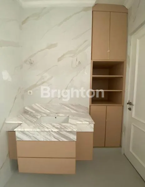 image RUMAH MEWAH 4+1 KT DI CAMDEN HOUSE RESIDENCE (3)