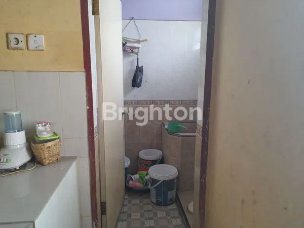 image RUMAH MEWAH DI JALAN BERINGIN (5)