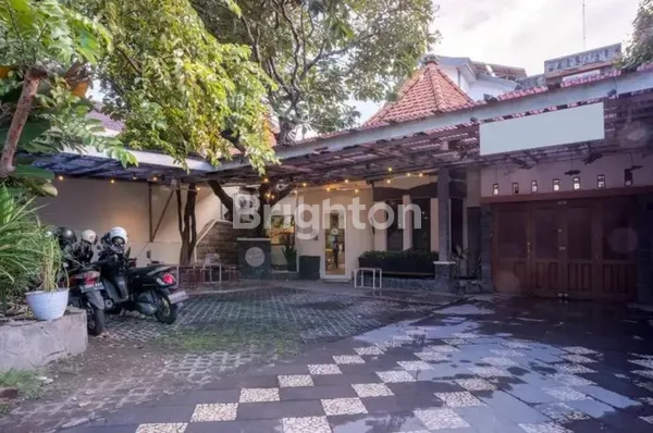 image RUMAH AREA KOMERSIL TRUNOJOYO TENGAH KOTA SBY DEKAT RAYA DARMO DIPONEGORO BASUKI RAHMAT RKZ (1)
