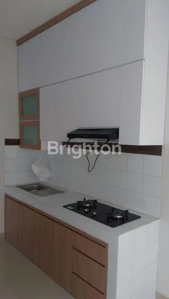 image RUMAH CANTIK 3 LANTAI NYAMAN LINGKUNGAN TENANG SIAP HUNI (5)