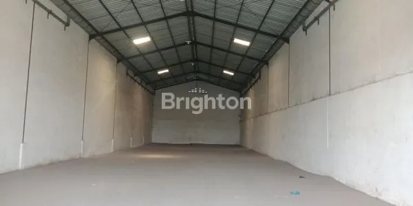 image GUDANG SIAP PAKAI DOUBLE GATE HALAMAN PRIBADI MURAH MARGOMULYO SURIMULIA BEBAS BANJIR (2)