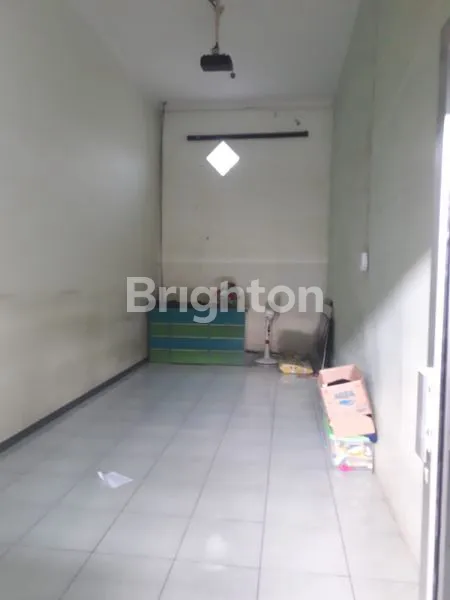 image RUMAH SIAP PAKAI COCOK UNTUK KANTOR ATAU GUDANG DI GASEMSARI TLOGOMULYO KECAMATAN PEDURUNGAN SEMARANG (5)