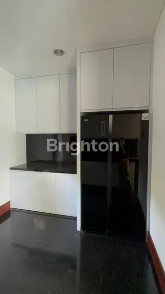 image RUMAH FOREST MANSION DKT WISATA BUKIT MAS CITRALAND GREENLAKE WIYUNG (6)