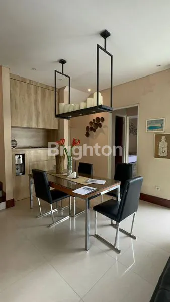 image RUMAH FOREST MANSION DKT WISATA BUKIT MAS CITRALAND GREENLAKE WIYUNG (8)