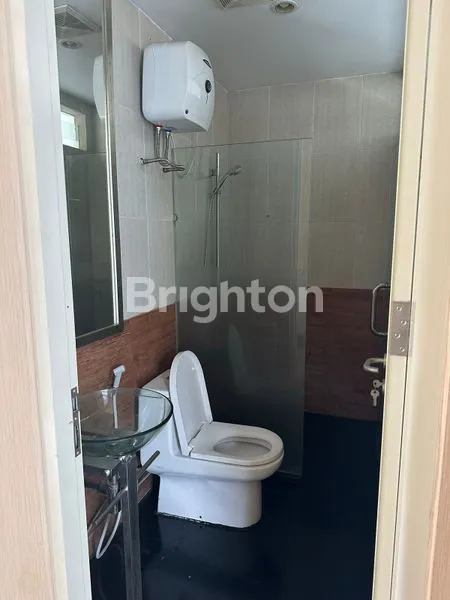 image RUMAH FOREST MANSION DKT WISATA BUKIT MAS CITRALAND GREENLAKE WIYUNG (4)