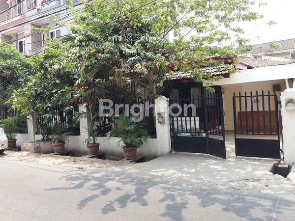 image RUMAH LAMA LAYAK HUNI DI JELAMBAR (1)