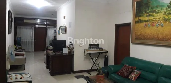 image RUMAH LAMA LAYAK HUNI DI JELAMBAR (5)