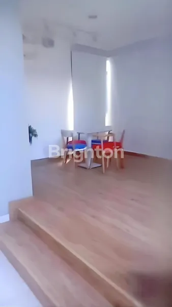 image RUMAH BONUS TEMPAT USAHA CAFÉ DI TAMAN GRIYA, JIMBARAN - FULL FURNISHED - KONDISI TERAWAT (4)