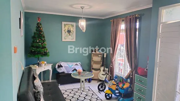 image RUMAH NYAMAN 2 LANTAI DI DEKAT KAMPUS UNISRI (UNIVERSITAS SLAMET RIYADI) (4)