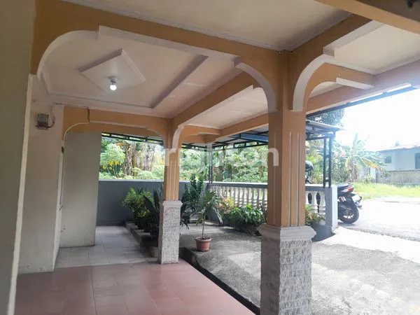 image RUMAH DENGAN NUANSA ASRI HANGTUAH PEKANBARU (2)