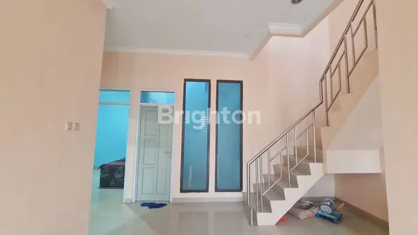 image RUMAH 2 LANTAI DI CLUSTER  (1)