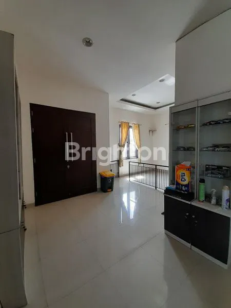 image RUMAH DUA LANTAI TAMAN LOSARI 2000 (4)