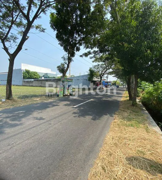 image TANAH KERING ZONA MERAH INDUSTRI LEBAR DEPAN 20 METER (1)