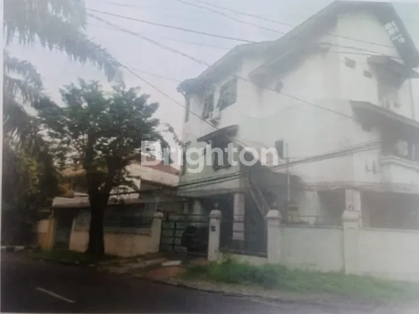 image RUMAH–KANTOR 3 LANTAI JL RAYA PATIMURA – SURABAYA BARAT (DEKAT DARMO BARU BARAT & SUKOMANUNGGAL)  (1)