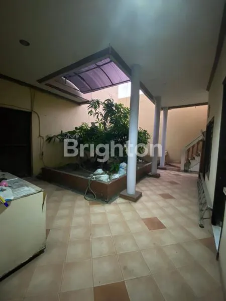 image RUMAH PETEMON TIMUR DEKAT JL. ARJUNO (8)