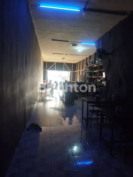 image RUKO PINGGIR JALAN RAYA COCOK UNTUK USAHA PONTIANAK UTARA (4)