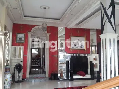 image RUMAH MEWAH MURAH (12)