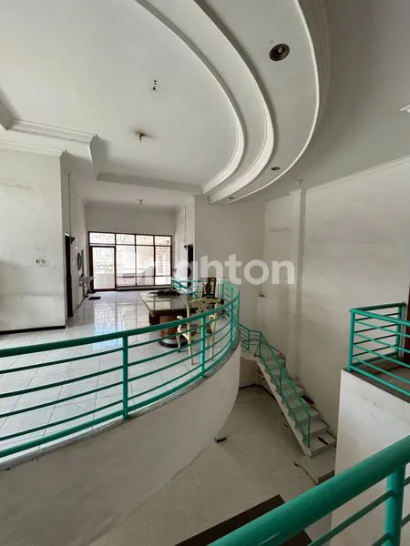 image RUMAH DI RUNGKUT MEJOYO UTARA, SURABAYA (3)
