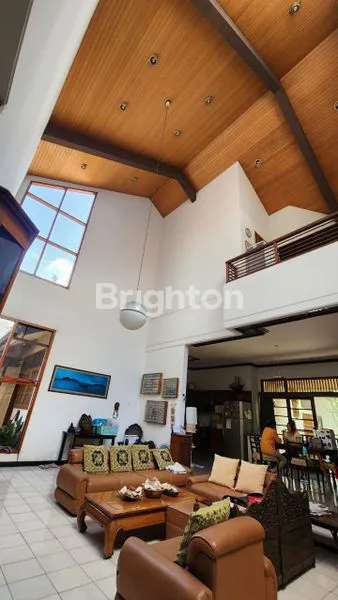 image RUMAH KLASIK KENDANGSARI SURABAYA, NYAMAN SIAP HUNI (2)