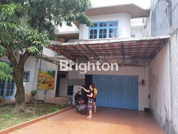 image VILLA SUPER LUAS DALAM INTI KOTA (8)