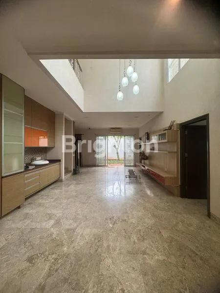 image TURUN HARGA, RUMAH 2 LANTAI CLUSTER DE FRANGIPANI, DE PARK, CLUSTER FAVORIT DI BSD (2)