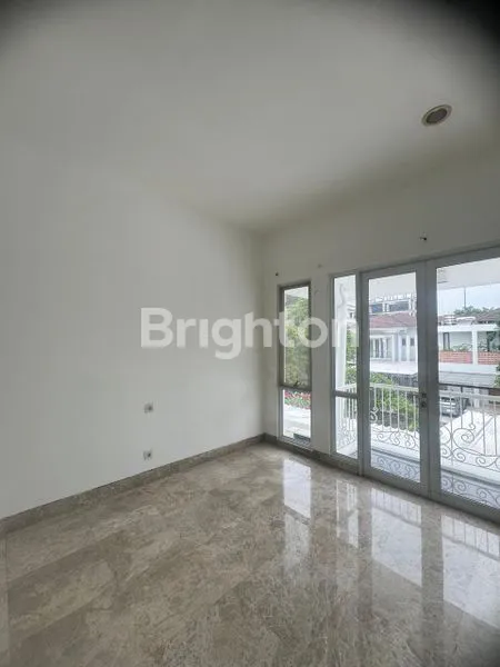 image TURUN HARGA, RUMAH 2 LANTAI CLUSTER DE FRANGIPANI, DE PARK, CLUSTER FAVORIT DI BSD (4)