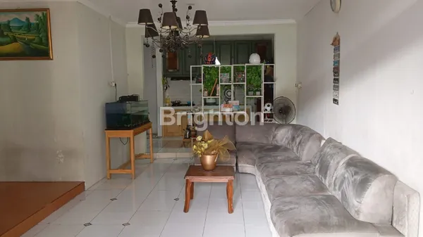 image RUMAH SIAP HUNI RENI JAYA PAMULANG (6)