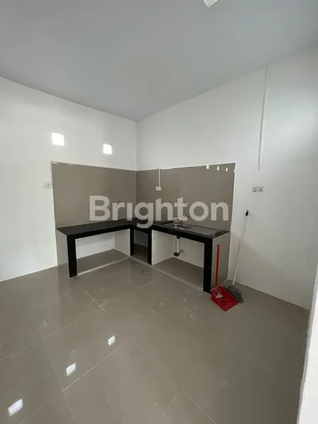 image RUMAH HOOK TENGAH DI KEZIA RESIDENCE (3)