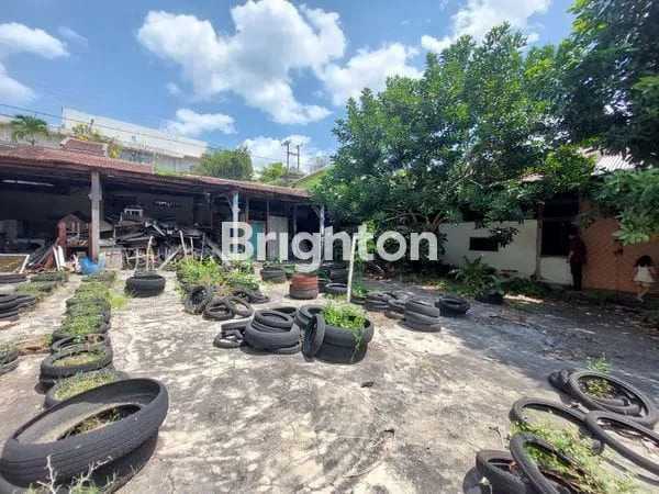 image TOKO LEBAR DAN LOKASI STRATEGIS KEBONSARI JEMBER (1)