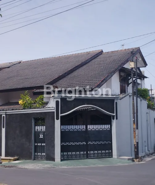 Gambar Property RUMAH DAERAH JOYOSURAN DI SOLO