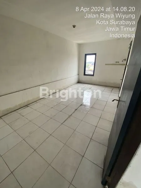 image RUKO DISEWAKAN 3 LANTAI LOKASI STRATEGIS DI SURABAYA (7)