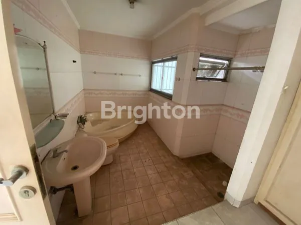 image RUMAH BESAR DI HOOK ,PIK 1 (7)