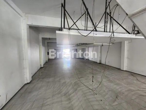 image RUANG USAHA STRATEGIS SOEKARNO HATTA (2)