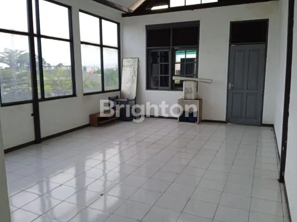 image RUKO DISEWAKAN DI SUDIRMAN BANDUNG (3)