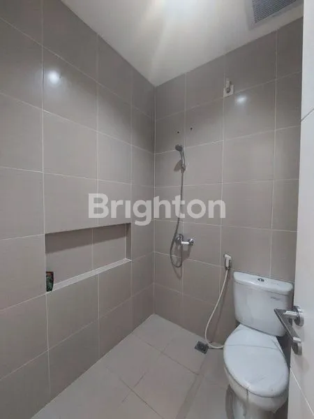 image RUMAH BERSIH DAN TERAWAT DI GOLDEN BERRY REGENCY MENGANTI (3)