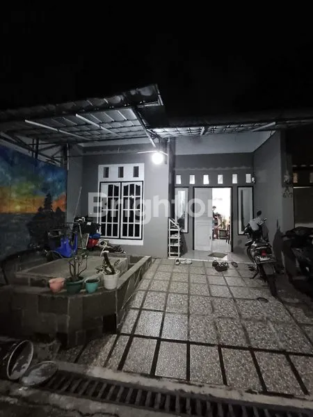 image RUMAH GANDENG DUA DI CILODONG (1)