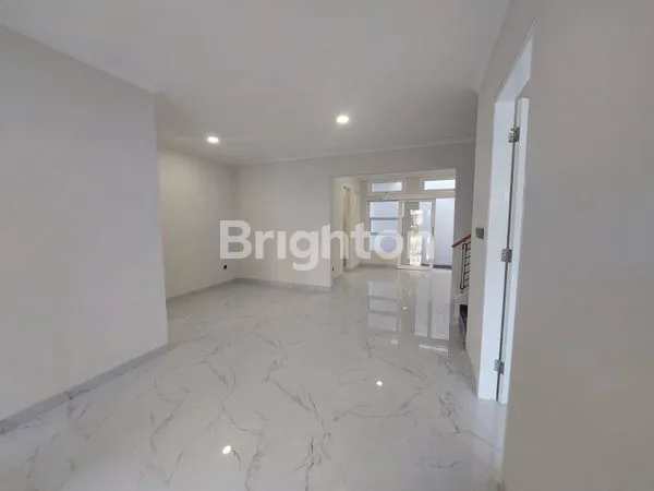 image RUMAH NYAMAN SIAP HUNI DI DE LATINOS BSD (NEGO SAMPAI DEAL+BONUS) (2)