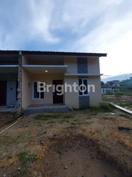 image BALIKPAPAN, RUMAH MODERN 2 MENIT DARI STT MIGAS KM 8 BALIKPAPAN   (1)