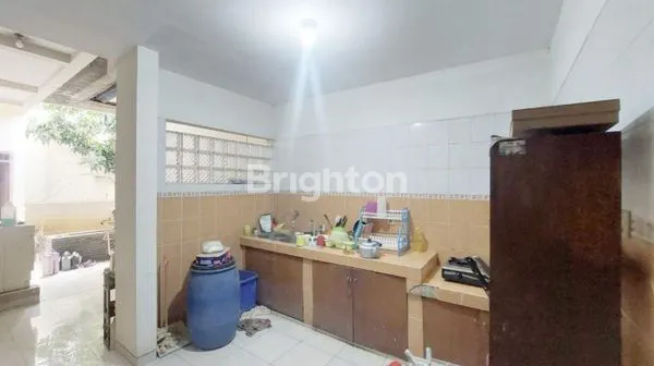 image PURI ANJASMORO RUMAH DEKAT KAMPUS DAN SEKOLAH SEMARANG BARAT (8)