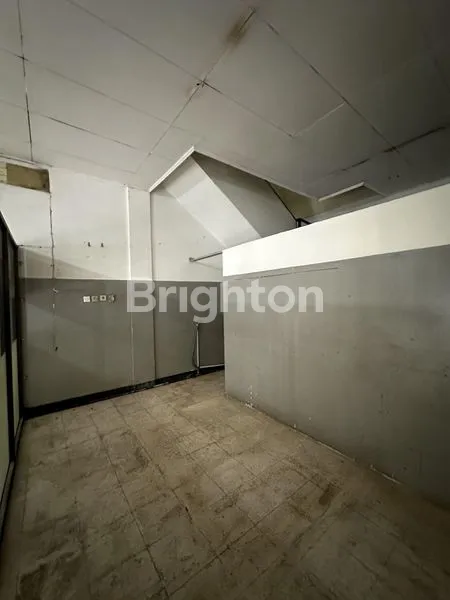 image RUKO RAYA BISNIS UTAMA STRATEGIS SOLO BARU (5)