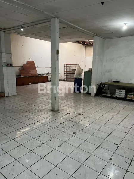 image RUANG USAHA DI MAINROAD PASIR KALIKI (5)