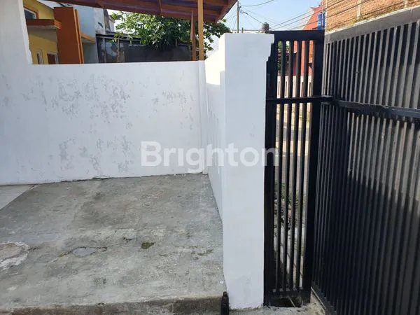 image RUMAH ASRI DEKAT TAMAN (5)