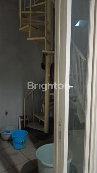 image RUMAH DI ROYAL PARK GUNUNG ANYAR SURABAYA (5)