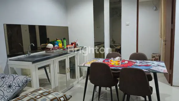 image RUMAH DI ROYAL PARK GUNUNG ANYAR SURABAYA (8)